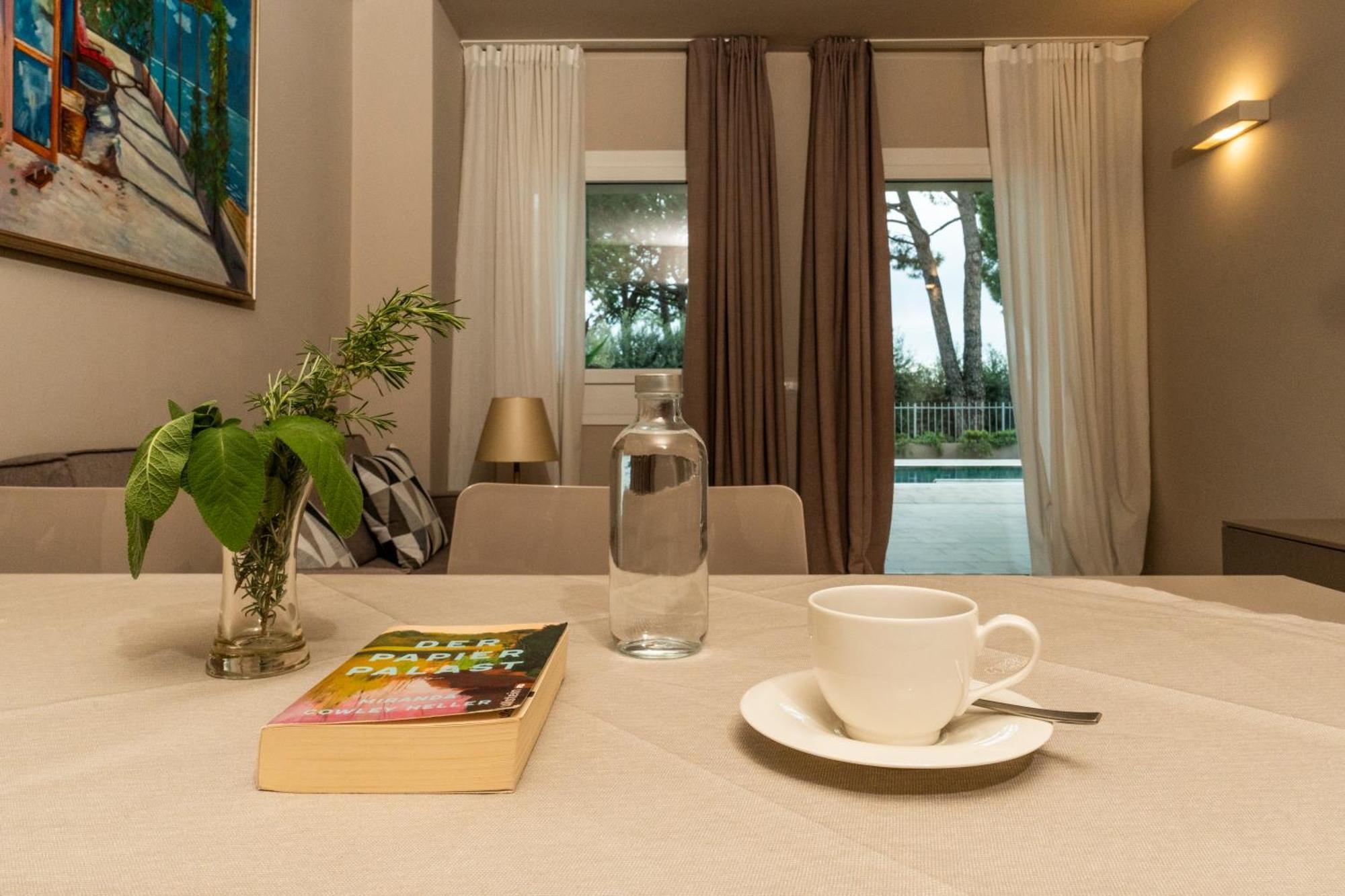 Bed & Breakfast La Home And Apartments モニーガ・デル・ガルダ エクステリア 写真