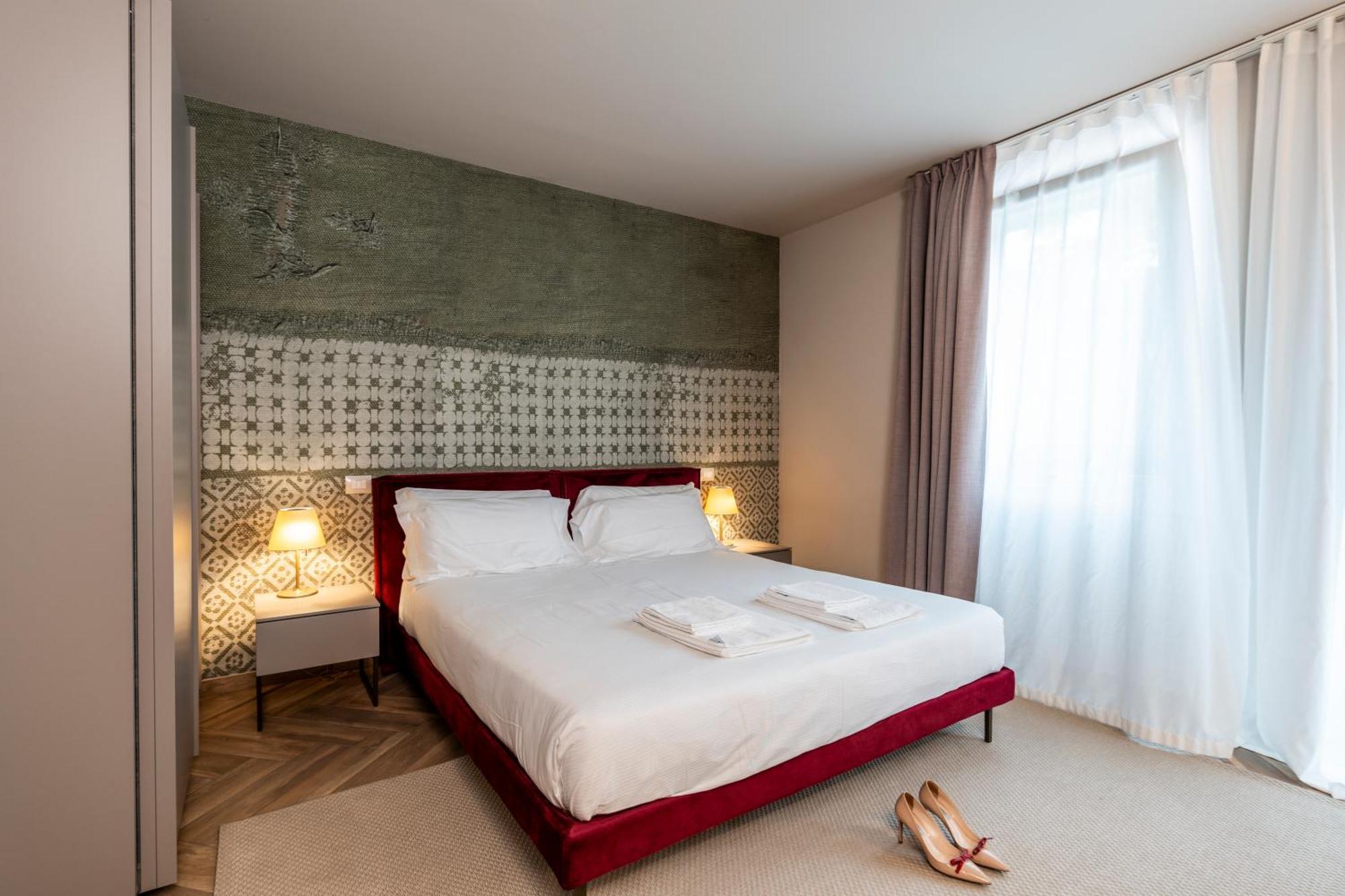 Bed & Breakfast La Home And Apartments モニーガ・デル・ガルダ エクステリア 写真