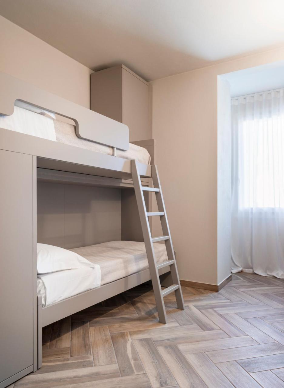 Bed & Breakfast La Home And Apartments モニーガ・デル・ガルダ エクステリア 写真